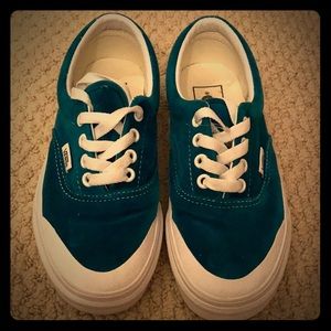 blue velvet women’s size 5.0 vans